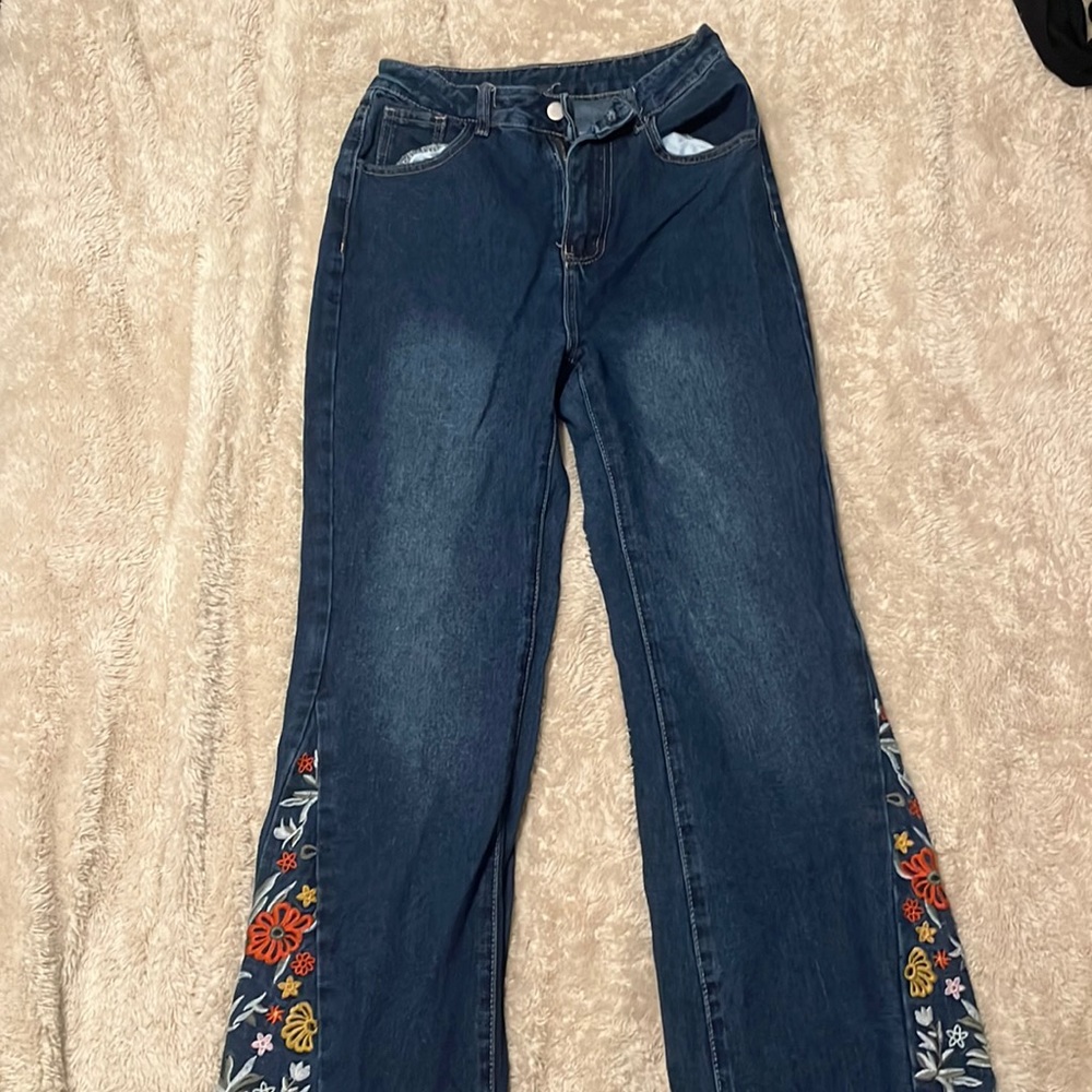 XS Shein floral bell bottom jeans